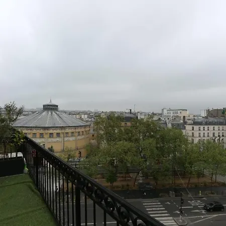 Apartment Comfortable And Spacious In 3rd Paris