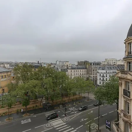 Comfortable And Spacious In 3rd Paris